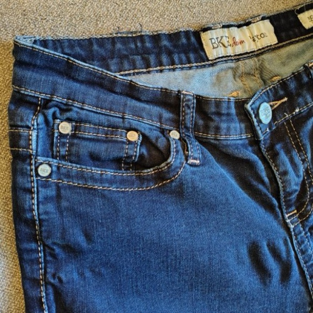 BKE Payton Blue Jeans Women 29x34 Heavy Stitch Low Rise Bootcut Flare Dark Wash - Picture 2 of 14